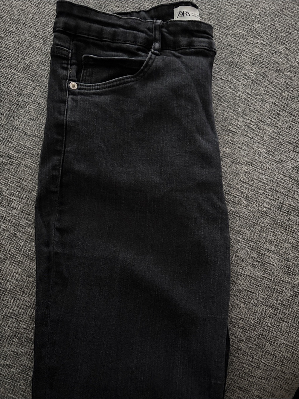Zara Women’s Slim Straight Jeans in Deep Black